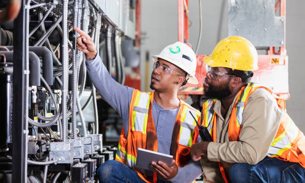 Best Commercial Electrician Services  in Victoria, MS